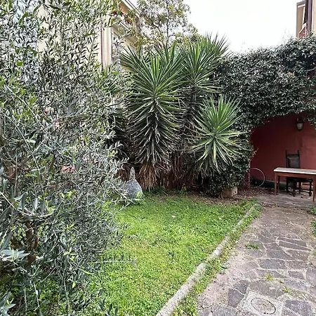 Piano Terra Con Giardino Condiviso Florencia